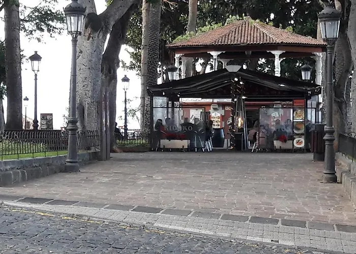 Plaza Casco Historico Con Parking イコー・デ・ロス・ビノス