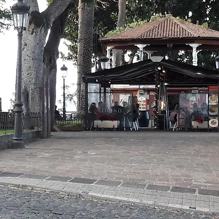 Plaza Casco Historico Con Parking Icod De Los Vinos